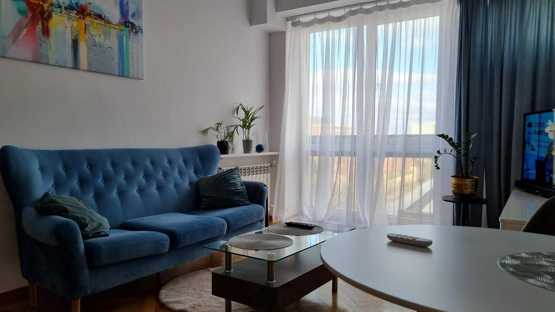 Chlodna Place Apartment location